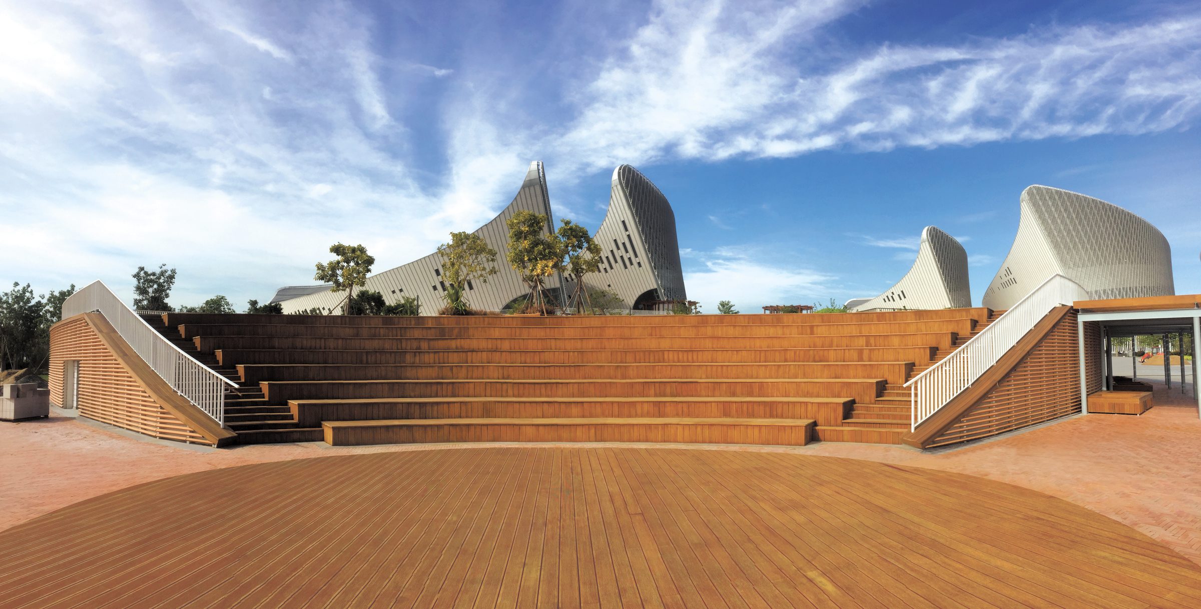 Fuzhou Strait Culture and Art Centre clad in dasso bamboo
